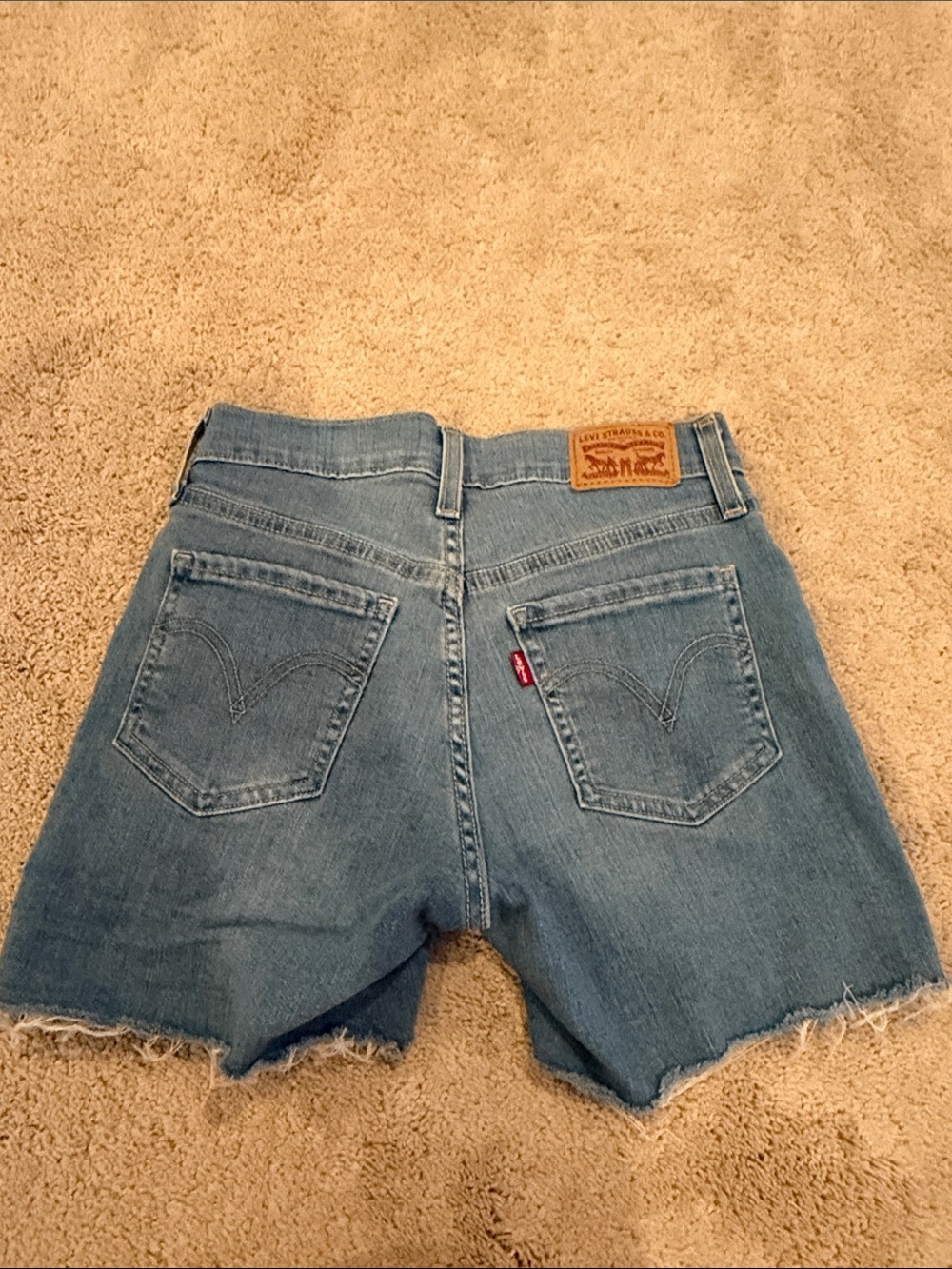 Levi's Light Blue Denim Frayed Hem Shorts - Mid Length in I’m Just a fan - Picture 3 of 3